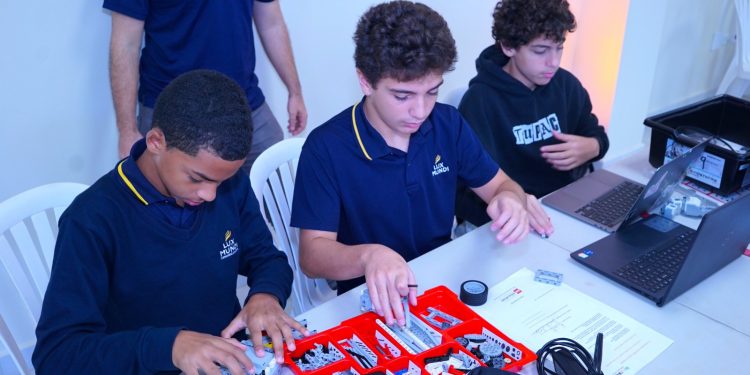 Equipos de Robotica Dominicano Viajaran a la Olympiada mundial de robotica en panama