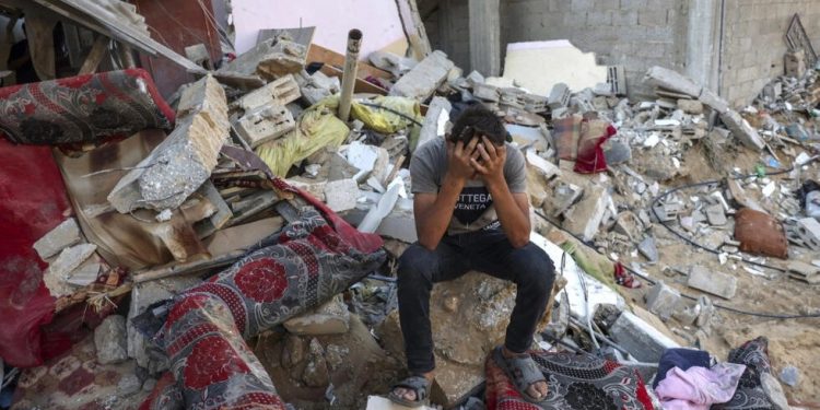 Guerra en Franja de Gaza deja más de un millón de desplazados palestinos en apenas nueve días