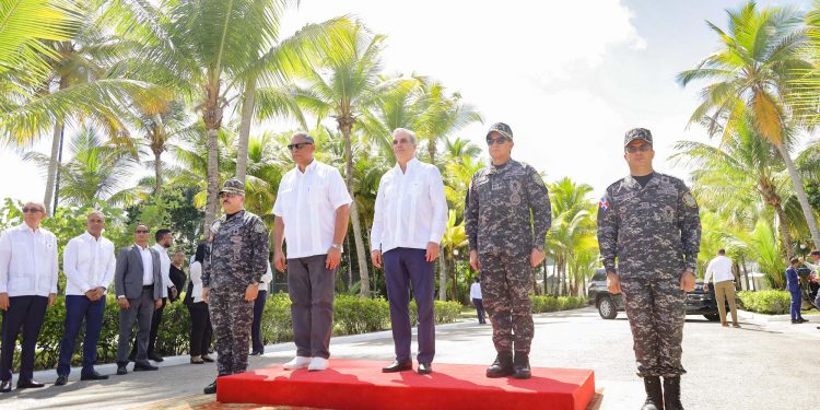 Gobierno dispone aumento a policías pensionados de hasta un 10 % 