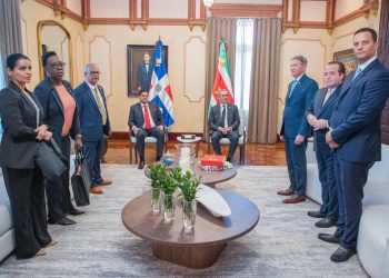 Gobierno dominicano firma con Surinam cuatro convenios trascendentales para el fortalecimiento económico del país