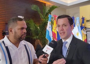 Hugo Beras: Gobierno está decidido a impulsar la movilidad eléctrica