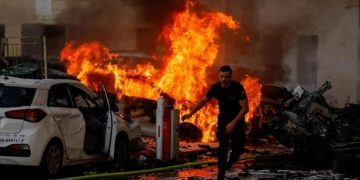 Gaza e Israel entran en guerra tras un ataque sin precedentes desde la Franja