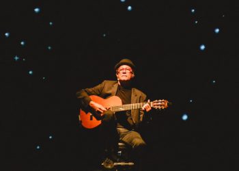 José Antonio Rodríguez lleva su Gira «El Monólogo del Cantautor» a Santiago