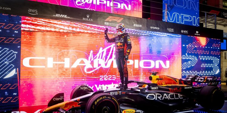 Verstappen, tricampeón y dueño de los récords de la F1