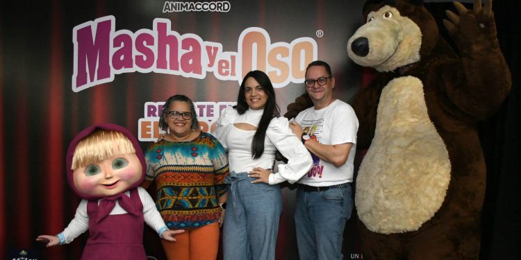 Milex Kinder Gold Auspicia  Masha y el Oso: “Rescate en el Circo”