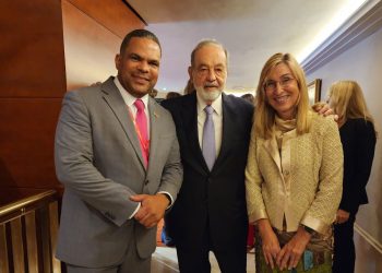 Moisés González entrevista a Carlos Slim en Madrid: “RD es un país bueno, no solo para béisbol