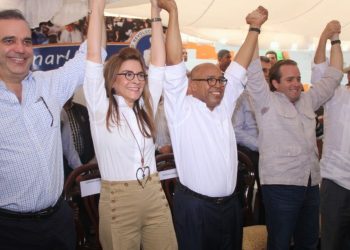 PRM proclama Abinader como su candidato presidencial