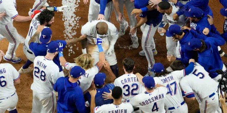Rangers viene de atrás y con jonrón de García deja tendido a D-backs