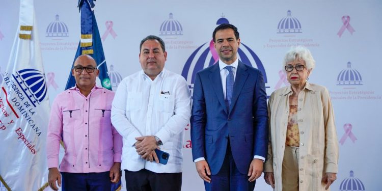 Roberto Ángel y Mario Lama encabezan jornada de concienciación y detección oportuna cáncer de mama