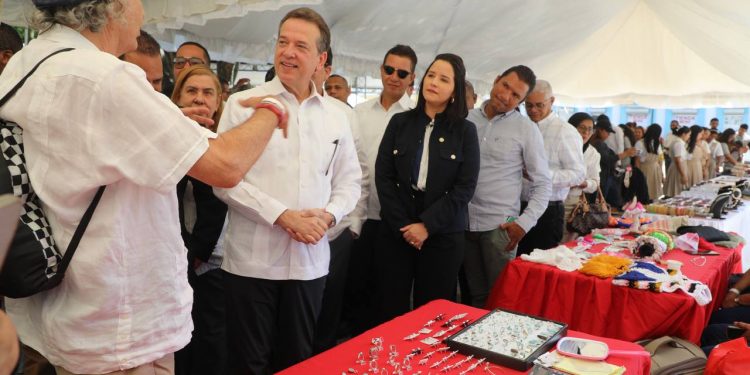 Durante una semana, el MICM brindará asesoría técnica e impulsará emprendedores de Santo Domingo Este