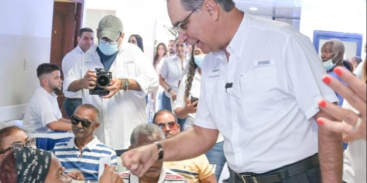 SeNaSa afilia a más de 57 mil adultos mayores en los primero nueve meses del 2023