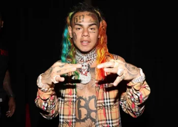 Tekashi promete concierto en La Vega con “romo y de todo gratis”