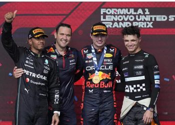 Hamiton y Leclerc, descalificados en Austin, mientras Carlos Sainz se llevaría el podio