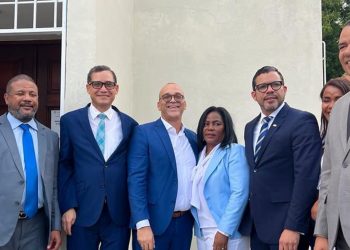 Yohan López inscribió este lunes su candidatura para presidir el Colegio de Abogados