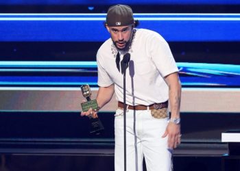 Bad Bunny y Peso Pluma, los grandes ganadores de la noche latina más esperada: Billboard Latin Music Awards 2023