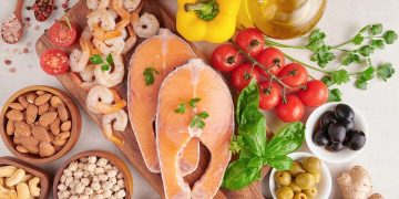 La dieta mediterránea rica en polifenoles retrasa el envejecimiento biológico, según un estudio de Harvard