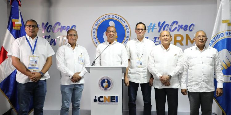 Más de 500 mil perremeístas han acudido a votar en las primarias