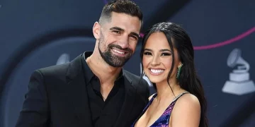 A siete meses de rumores de infidelidad, Becky G y Sebastian Lletget son captados juntos