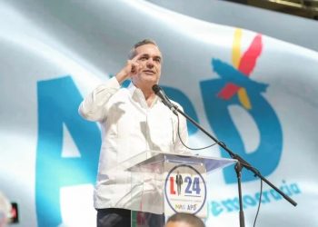 Presidente Abinader: «En este Gobierno los chelitos rinden, rinden»