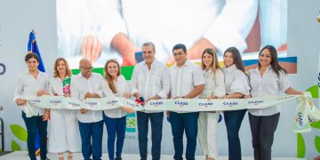 Presidente Abinader inaugura Cristo Park para beneficio de más de 350 mil personas de seis barriadas