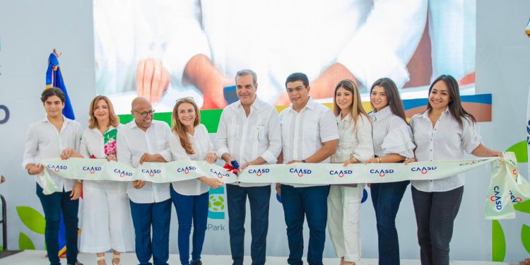 Presidente Abinader inaugura Cristo Park para beneficio de más de 350 mil personas de seis barriadas