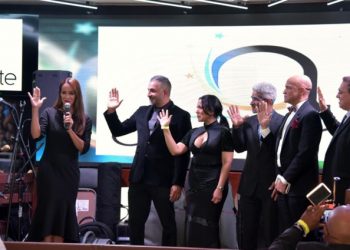Juramentan nueva directiva seccional Acroarte en NY