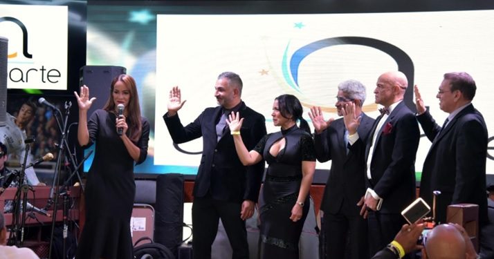 Juramentan nueva directiva seccional Acroarte en NY