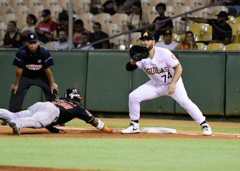 Águilas pierden ante los Toros continuando racha negativa en casa
