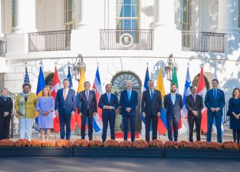 Biden advierte a América Latina de la «trampa de la deuda» china