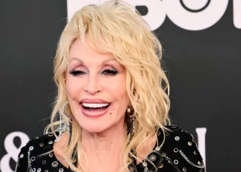 Dolly Parton respondió sobre su posible salto a la política: “Ya hemos tenido suficientes tontos en la Casa Blanca”