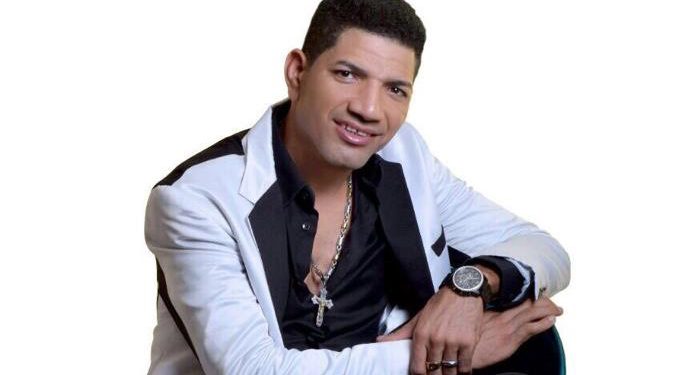 El Varón de la Bachata lanza álbum musical “Amores de cristal”