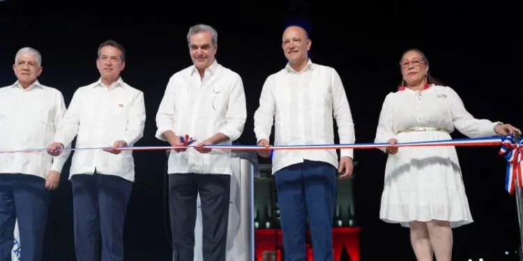Presidente Abinader inaugura en Santiago feria “Innovación y Emprendimiento 2023” de Proindustria