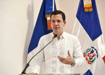 Hugo Beras solicita al presidente Abinader licencia sin disfrute de sueldo para facilitar proceso de la  DGCP