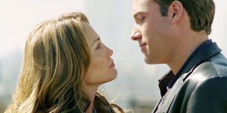 Jennifer López compartió una carta de amor que Ben Affleck le escribió a principios de los 2000