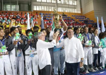 Juegos Escolares Deportivos Nacionales de INEFI finalizan con éxito, dejando legado de obras en la región Sur del país