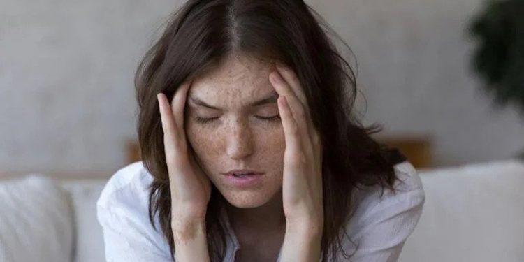 Migrañas, insomnio o Alzheimer: por qué las mujeres sufren más las enfermedades neurológicas