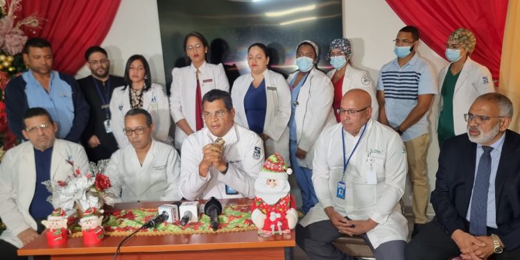 Autoridades del hospital ratifican madre que dio a luz Maternidad Doña Renée Klang no tenía embarazo gemelar