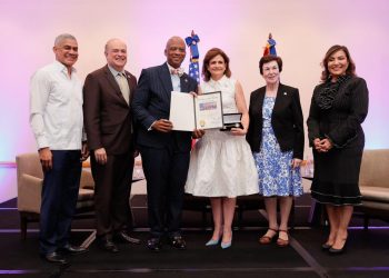 Vicepresidenta afirma los dominicanos en el exterior son una prioridad para el Gobierno