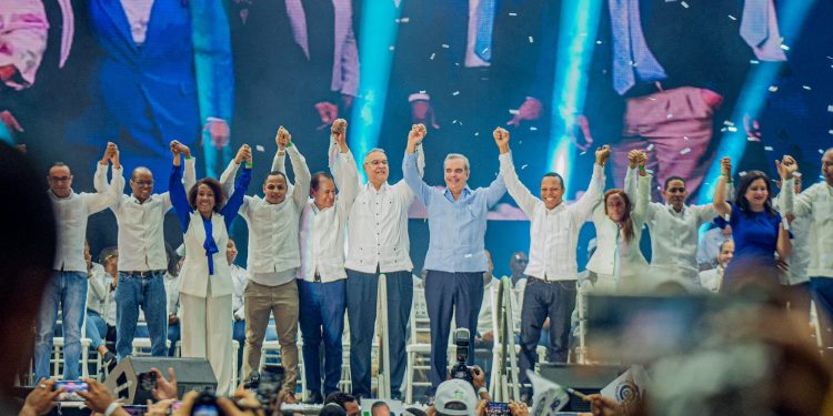 País Posible proclama Abinader como su candidato presidencial para las elecciones del 2024