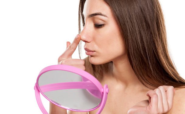 Pistas para saber si tienes el tabique nasal desviado