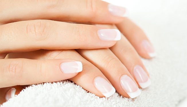 Cómo cuidar las uñas débiles correctamente