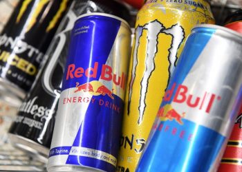 Bebidas energéticas: razones para prohibir su consumo en menores