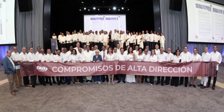 Más de 190 instituciones públicas se comprometen con la transparencia y el cumplimiento normativo  