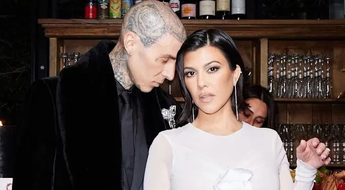 Kourtney Kardashian da a luz a su primer hijo