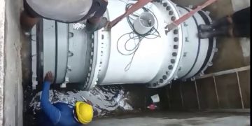 Concluye con éxito instalación macromedidor de caudal y mantenimiento en toma de Bao