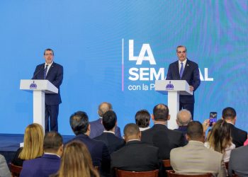 Presidente Abinader apoya al presidente electo de Guatemala, Bernardo Arévalo, en su lucha por la democracia