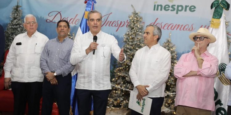 Presidente Abinader inaugura “Navidad del Cambio con el Inespre 2023” con más de 60 productos de la canasta básica a precios bajos