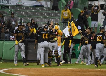 Águilas vienen de atrás y vencen a las Estrellas con hit oro de Starlin Castro