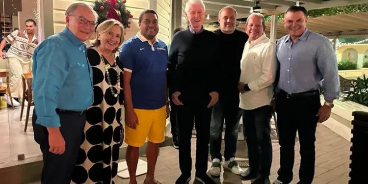 Bill y Hillary Clinton pasarán fin de año de vacaciones en Punta Cana, RD