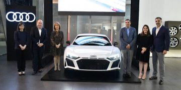 Avelino Abreu SAS presenta el Audi icónico R8 Legende